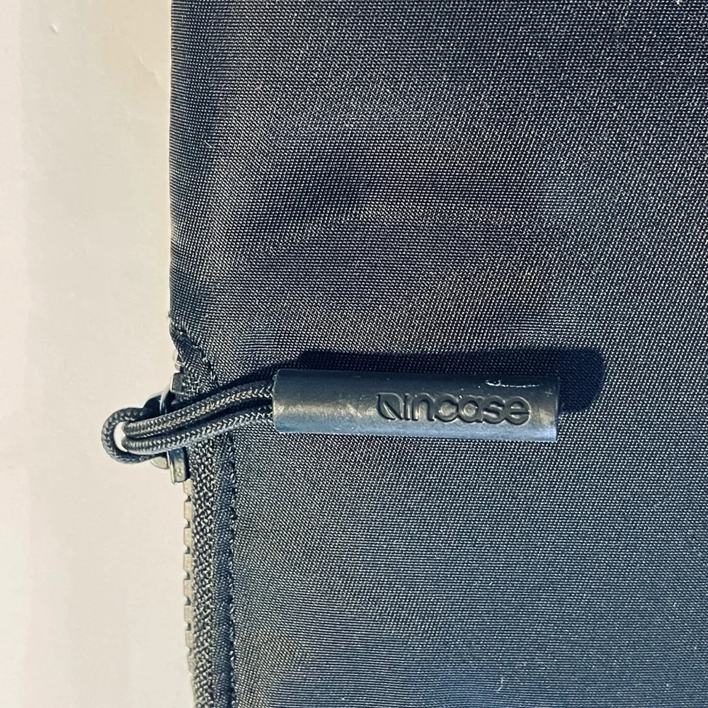 INCASE Laptop/Tablet Sleeve Case External Zippered Pocket